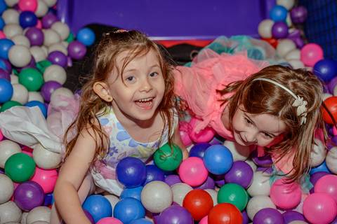 

kikarodrigues, fotografo, eventos, guarulhos, festa, infantil, aniversario, enrolados, rapunzel, buffet, moóca, criança, bebê, star kids, guarulhos, lilás, roxo, família, espontâneas'