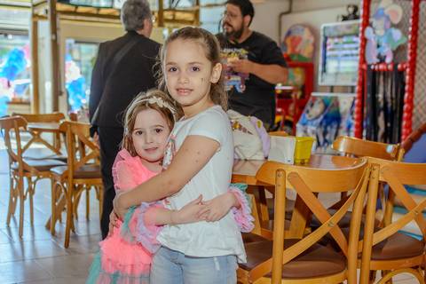 

kikarodrigues, fotografo, eventos, guarulhos, festa, infantil, aniversario, enrolados, rapunzel, buffet, moóca, criança, bebê, star kids, guarulhos, lilás, roxo, família, espontâneas'