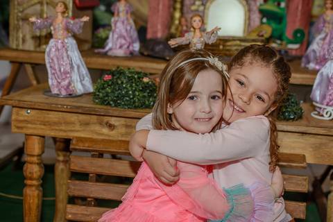 

kikarodrigues, fotografo, eventos, guarulhos, festa, infantil, aniversario, enrolados, rapunzel, buffet, moóca, criança, bebê, star kids, guarulhos, lilás, roxo, família, espontâneas'