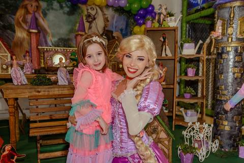 

kikarodrigues, fotografo, eventos, guarulhos, festa, infantil, aniversario, enrolados, rapunzel, buffet, moóca, criança, bebê, star kids, guarulhos, lilás, roxo, família, espontâneas'