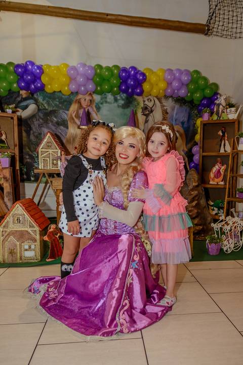 

kikarodrigues, fotografo, eventos, guarulhos, festa, infantil, aniversario, enrolados, rapunzel, buffet, moóca, criança, bebê, star kids, guarulhos, lilás, roxo, família, espontâneas'