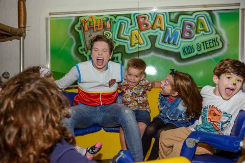 kikarodrigues, fotografo, eventos, guarulhos, festa, infantil, aniversario, patrulha canina, buffet, criança, bebê, tribo da folia, guarulhos, azul, vermelho, chaise, família, espontâneas, documental'