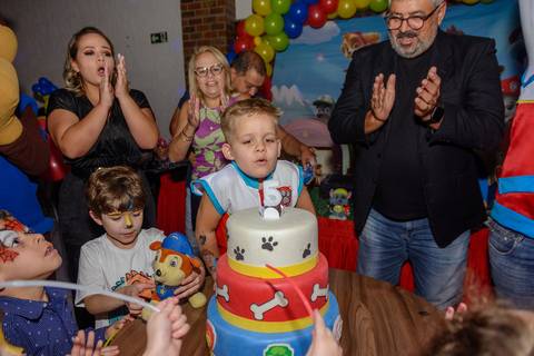 kikarodrigues, fotografo, eventos, guarulhos, festa, infantil, aniversario, patrulha canina, buffet, criança, bebê, tribo da folia, guarulhos, azul, vermelho, chaise, família, espontâneas, documental'