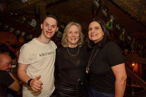 kikarodrigues, fotografo, eventos, guarulhos, festa, infantil, aniversario, adulto, pub, salão de festas, buffet, criança, bebê, guarulhos, família, espontâneas, documental, familia, amigos, balada, rock, pub, lord black '