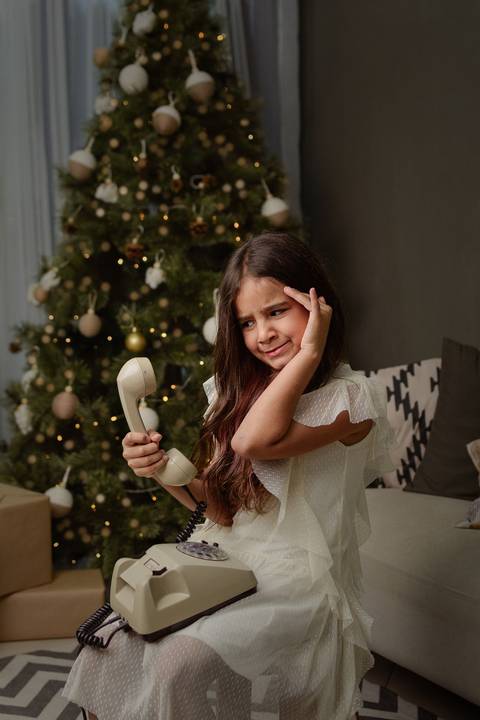 kikarodrigues, guarulhos, ensaio de natal, estudio, marrom, classico, boho, luxo, elegante, preto, branco, mulher, família, bebê, criança, papai noel, presente'