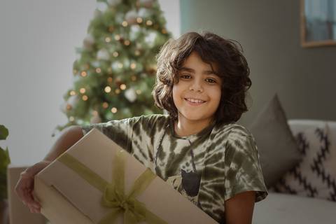 kikarodrigues, guarulhos, ensaio de natal, estudio, marrom, classico, boho, luxo, elegante, preto, branco, mulher, família, bebê, criança, papai noel, presente'