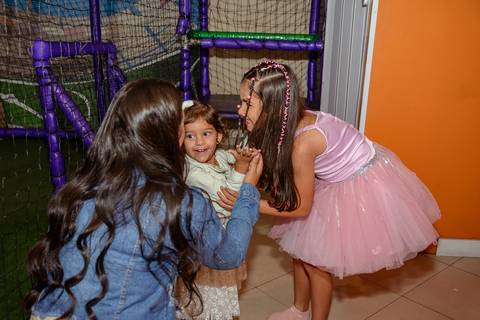 

kikarodrigues, fotografo, eventos, guarulhos, festa, infantil, aniversario, ana castela, buffet, criança, bebê, guarulhos, rosa, marrom, dourado, boiadeira, família, espontâneas, documental, alegria'