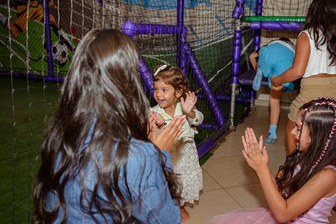 

kikarodrigues, fotografo, eventos, guarulhos, festa, infantil, aniversario, ana castela, buffet, criança, bebê, guarulhos, rosa, marrom, dourado, boiadeira, família, espontâneas, documental, alegria'