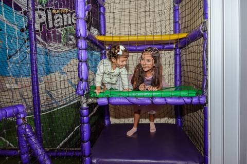 

kikarodrigues, fotografo, eventos, guarulhos, festa, infantil, aniversario, ana castela, buffet, criança, bebê, guarulhos, rosa, marrom, dourado, boiadeira, família, espontâneas, documental, alegria'