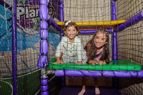 

kikarodrigues, fotografo, eventos, guarulhos, festa, infantil, aniversario, ana castela, buffet, criança, bebê, guarulhos, rosa, marrom, dourado, boiadeira, família, espontâneas, documental, alegria'