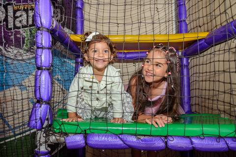 

kikarodrigues, fotografo, eventos, guarulhos, festa, infantil, aniversario, ana castela, buffet, criança, bebê, guarulhos, rosa, marrom, dourado, boiadeira, família, espontâneas, documental, alegria'