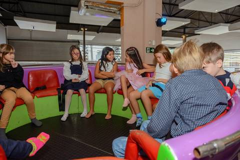 

kikarodrigues, fotografo, eventos, guarulhos, festa, infantil, aniversario, ana castela, buffet, criança, bebê, guarulhos, rosa, marrom, dourado, boiadeira, família, espontâneas, documental, alegria'