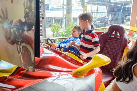 

kikarodrigues, fotografo, eventos, guarulhos, festa, infantil, aniversario, ana castela, buffet, criança, bebê, guarulhos, rosa, marrom, dourado, boiadeira, família, espontâneas, documental, alegria'