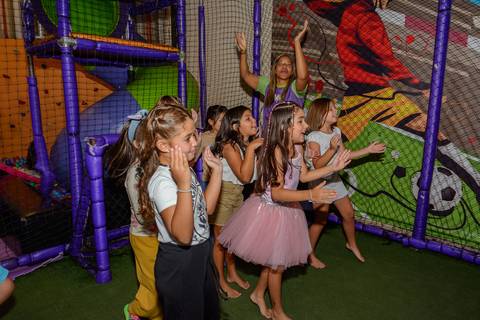 

kikarodrigues, fotografo, eventos, guarulhos, festa, infantil, aniversario, ana castela, buffet, criança, bebê, guarulhos, rosa, marrom, dourado, boiadeira, família, espontâneas, documental, alegria'