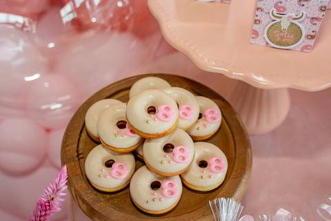 

kikarodrigues, fotografo, eventos, guarulhos, festa, infantil, aniversario, ana castela, buffet, criança, bebê, guarulhos, rosa, marrom, dourado, boiadeira, família, espontâneas, documental, alegria'