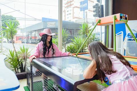 

kikarodrigues, fotografo, eventos, guarulhos, festa, infantil, aniversario, ana castela, buffet, criança, bebê, guarulhos, rosa, marrom, dourado, boiadeira, família, espontâneas, documental, alegria'