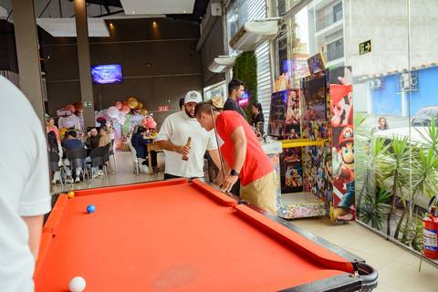 

kikarodrigues, fotografo, eventos, guarulhos, festa, infantil, aniversario, ana castela, buffet, criança, bebê, guarulhos, rosa, marrom, dourado, boiadeira, família, espontâneas, documental, alegria'