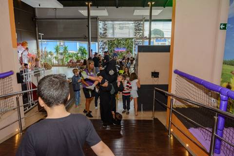 

kikarodrigues, fotografo, eventos, guarulhos, festa, infantil, aniversario, ana castela, buffet, criança, bebê, guarulhos, rosa, marrom, dourado, boiadeira, família, espontâneas, documental, alegria'