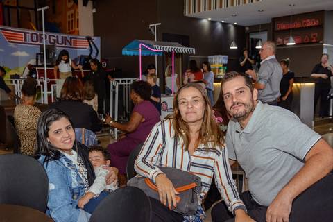 

kikarodrigues, fotografo, eventos, guarulhos, festa, infantil, aniversario, ana castela, buffet, criança, bebê, guarulhos, rosa, marrom, dourado, boiadeira, família, espontâneas, documental, alegria'