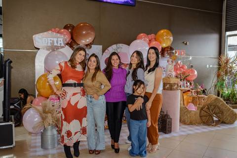 

kikarodrigues, fotografo, eventos, guarulhos, festa, infantil, aniversario, ana castela, buffet, criança, bebê, guarulhos, rosa, marrom, dourado, boiadeira, família, espontâneas, documental, alegria'