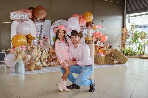 

kikarodrigues, fotografo, eventos, guarulhos, festa, infantil, aniversario, ana castela, buffet, criança, bebê, guarulhos, rosa, marrom, dourado, boiadeira, família, espontâneas, documental, alegria'