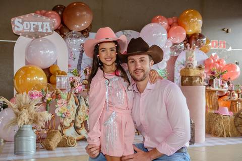 

kikarodrigues, fotografo, eventos, guarulhos, festa, infantil, aniversario, ana castela, buffet, criança, bebê, guarulhos, rosa, marrom, dourado, boiadeira, família, espontâneas, documental, alegria'