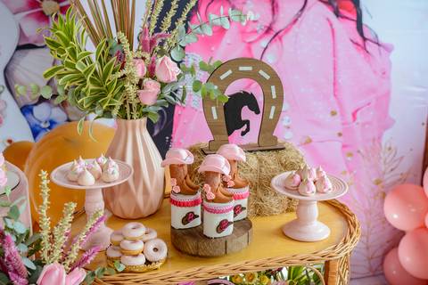 

kikarodrigues, fotografo, eventos, guarulhos, festa, infantil, aniversario, ana castela, buffet, criança, bebê, guarulhos, rosa, marrom, dourado, boiadeira, família, espontâneas, documental, alegria'