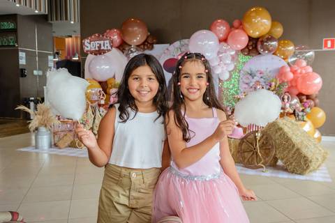 

kikarodrigues, fotografo, eventos, guarulhos, festa, infantil, aniversario, ana castela, buffet, criança, bebê, guarulhos, rosa, marrom, dourado, boiadeira, família, espontâneas, documental, alegria'