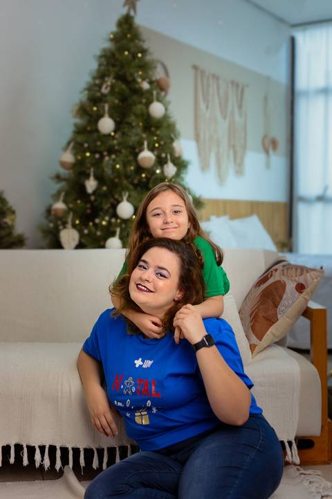 kikarodrigues-guarulhos-ensaio-natal-estudio-marrom-classico-boho-luxo-elegante-preto-branco-familia-bebe-crianca-papainoel-presente'