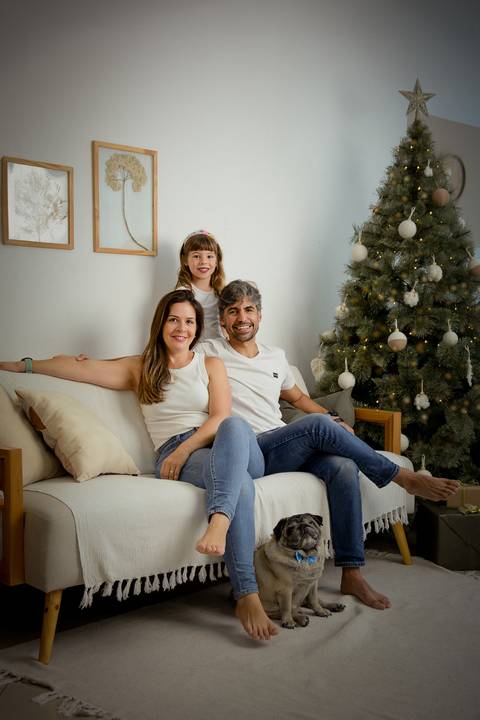 kikarodrigues-guarulhos-ensaio-natal-estudio-marrom-classico-boho-luxo-elegante-preto-branco-familia-bebe-crianca-papainoel-presente'