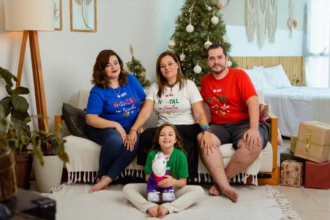 kikarodrigues-guarulhos-ensaio-natal-estudio-marrom-classico-boho-luxo-elegante-preto-branco-familia-bebe-crianca-papainoel-presente'