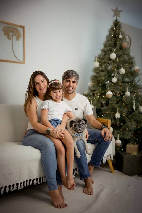 kikarodrigues-guarulhos-ensaio-natal-estudio-marrom-classico-boho-luxo-elegante-preto-branco-familia-bebe-crianca-papainoel-presente'