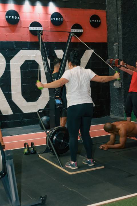 kikarodrigues-evento-guarulhos-mairipora-hyrox-crossfit-bemestar-saude-terrapreta-box-cross-inauguracao-aula'