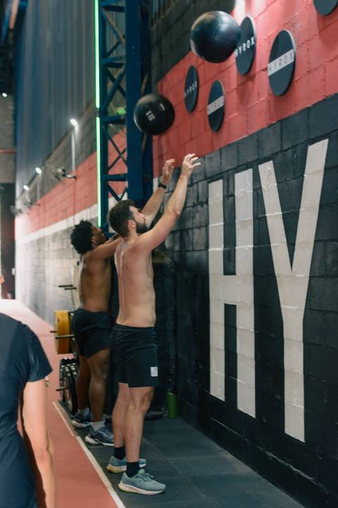 kikarodrigues-evento-guarulhos-mairipora-hyrox-crossfit-bemestar-saude-terrapreta-box-cross-inauguracao-aula'