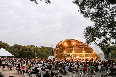 Mais de 700 pessoas conferiram a apresentação'