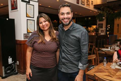 Carol Albuquerque e Vinicius Marin'