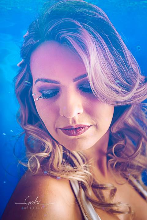 Ensaio Underwater Gestante Tamyres
Fotografia em baixo da agua
Figurino sereia - mermaid
Make à prova d´água
Fotógrafa Gabriella Arruda
Estúdio Gabi Fotografia
São Paulo - SP'