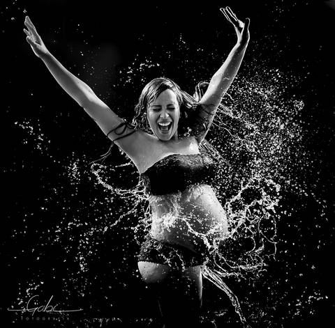 Ensaio Splash Gestante Vanessa
Fotografia Criativa em Estúdio 
Ensaio gravida com água
Maquiagem à prova d´água
Fotógrafa Gabriella Arruda
Estúdio Gabi Fotografia
São Paulo - SP
www.gabi.fot.br'