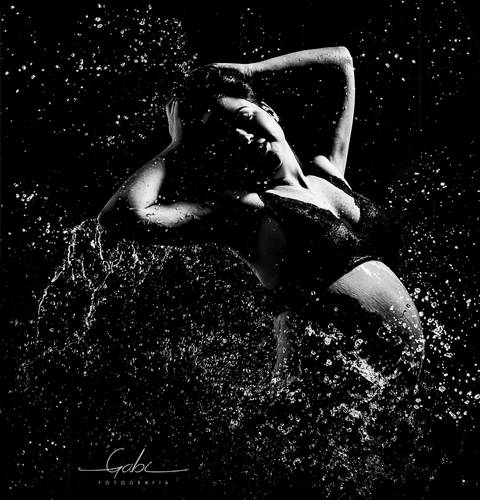 Ensaio Splash Gestante Isabela
Fotografia Criativa em Estúdio 
Ensaio diferente com água
Maquiagem à prova d´água
Fotógrafa Gabriella Arruda
Estúdio Gabi Fotografia
São Paulo - SP
www.gabi.fot.br'
