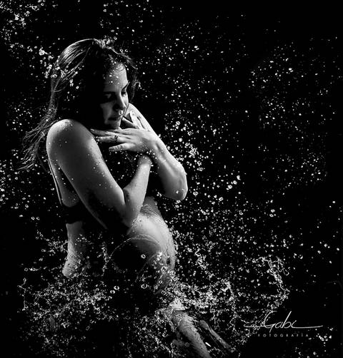 Ensaio Splash Gestante Isabela
Fotografia Criativa em Estúdio 
Ensaio diferente com água
Maquiagem à prova d´água
Fotógrafa Gabriella Arruda
Estúdio Gabi Fotografia
São Paulo - SP
www.gabi.fot.br'