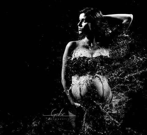 Ensaio Splash Gestante Alessandra
Fotografia Criativa em Estúdio 
Ensaio diferente com água
Maquiagem à prova d´água
Fotógrafa Gabriella Arruda
Estúdio Gabi Fotografia
São Paulo - SP
www.gabi.fot.br'