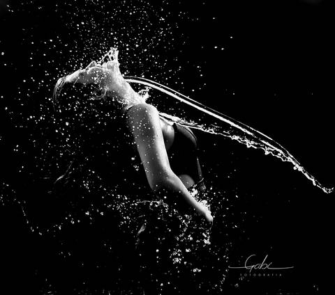Ensaio Splash Fifteen  Giovanna
Fotografia Criativa em Estúdio 
Ensaio quinze anos com água
debutante
Maquiagem à prova d´água
Fotógrafa Gabriella Arruda
Estúdio Gabi Fotografia
São Paulo - SP
www.gabi.fot.br'