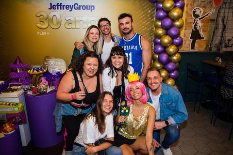 Retrato de Confraternização de fim de ano Jeffrey Group'