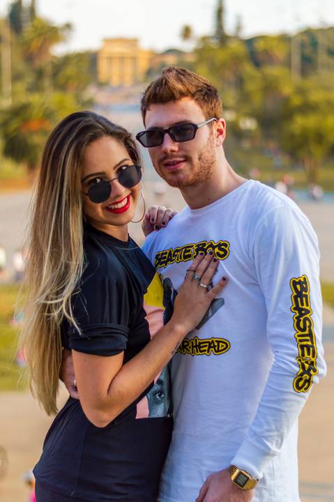 Foto-de-Ensaio-Externo-de-Casal'