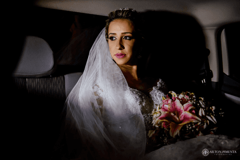 noiva no carro'