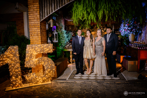 fotos com toda familia na festa 15 anos'