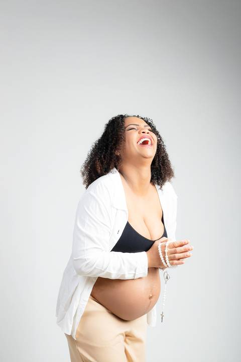 Ensaio fotográfico de gestante, Gravidiva, tentante, gravidez, ensaio sensual, gestante sensual, Estúdio fotográfico especializado em gestante, Ensaio fotográfico de gestante, book de gestante, Ensaio Gestante, Daniel Moura
'