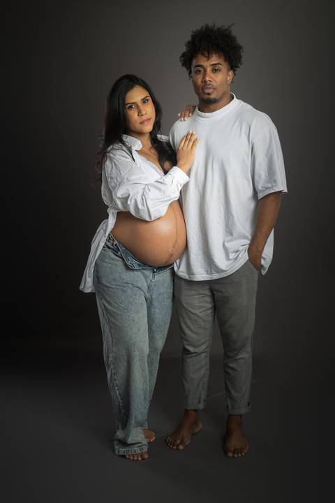 Ensaio fotográfico de gestante, Gravidiva, tentante, gravidez, ensaio sensual, gestante sensual, Estúdio fotográfico especializado em gestante, Ensaio fotográfico de gestante, book de gestante, Ensaio Gestante, Daniel Moura
'