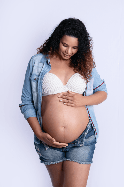 Ensaio fotográfico de gestante, Gravidiva, tentante, gravidez, ensaio sensual, gestante sensual, Ensaio de Gravida, Estúdio Fotográfico,'