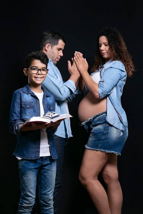 Ensaio fotográfico de gestante, Gravidiva, tentante, gravidez, ensaio sensual, gestante sensual, Ensaio de Gravida, Estúdio Fotográfico,'